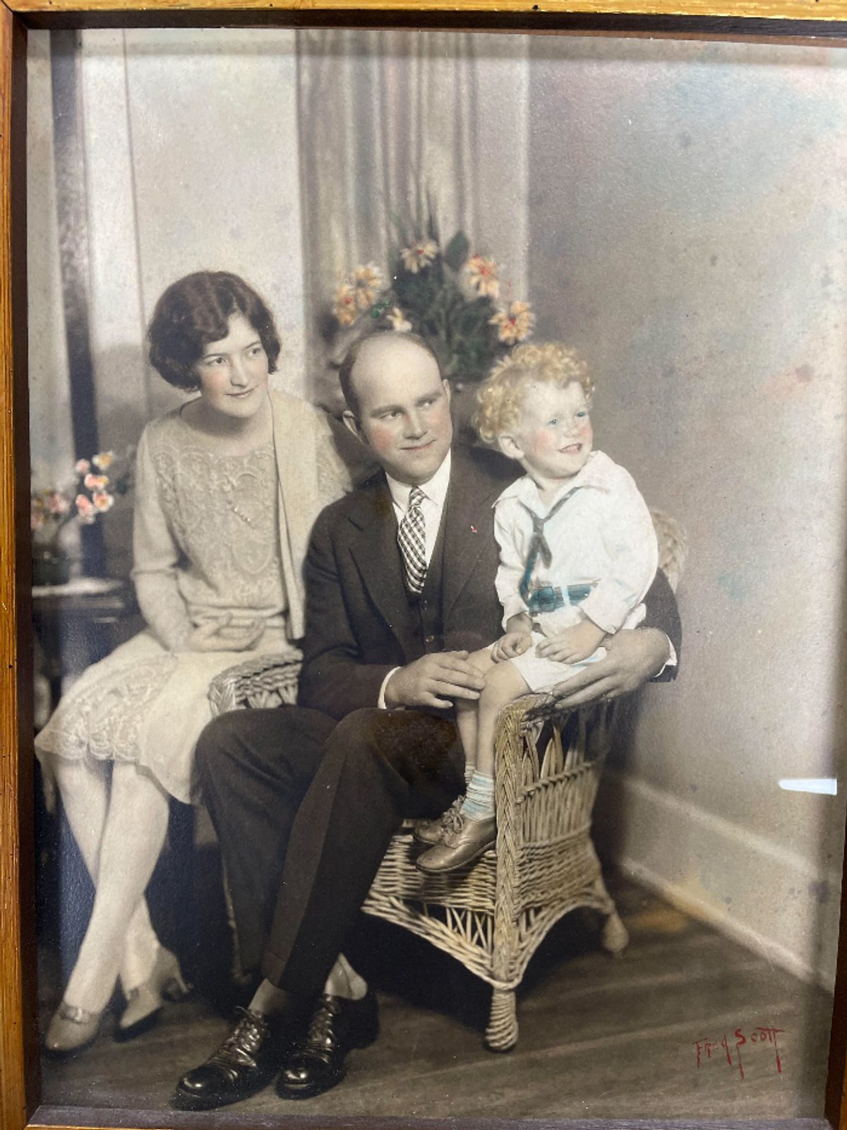 Carroll and Maurine Wall Sr. and their son Carroll Jr.